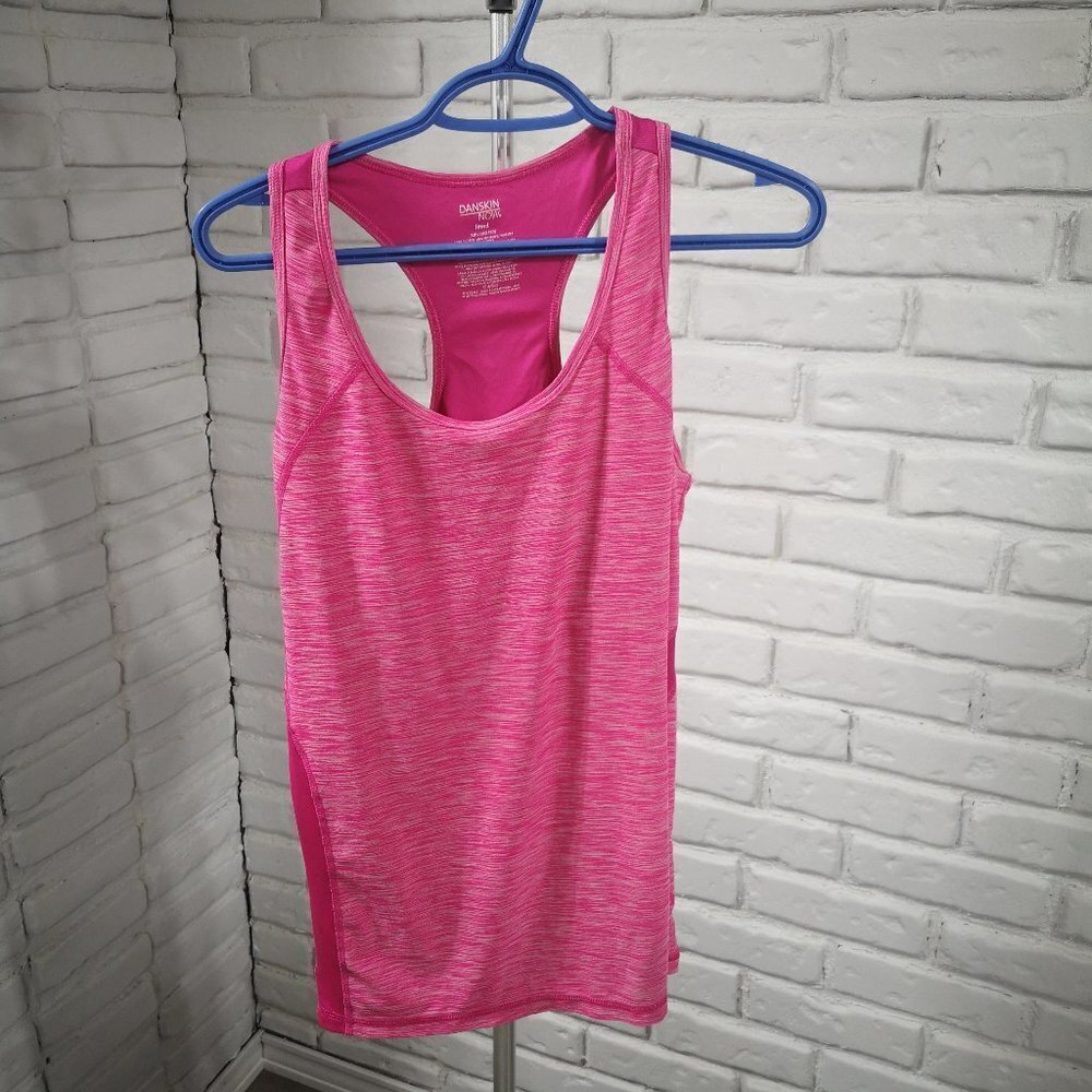 Danskin Now Ladies Size XXL Racer Back Hot Pink Sleeveless Fitted Athletic Top